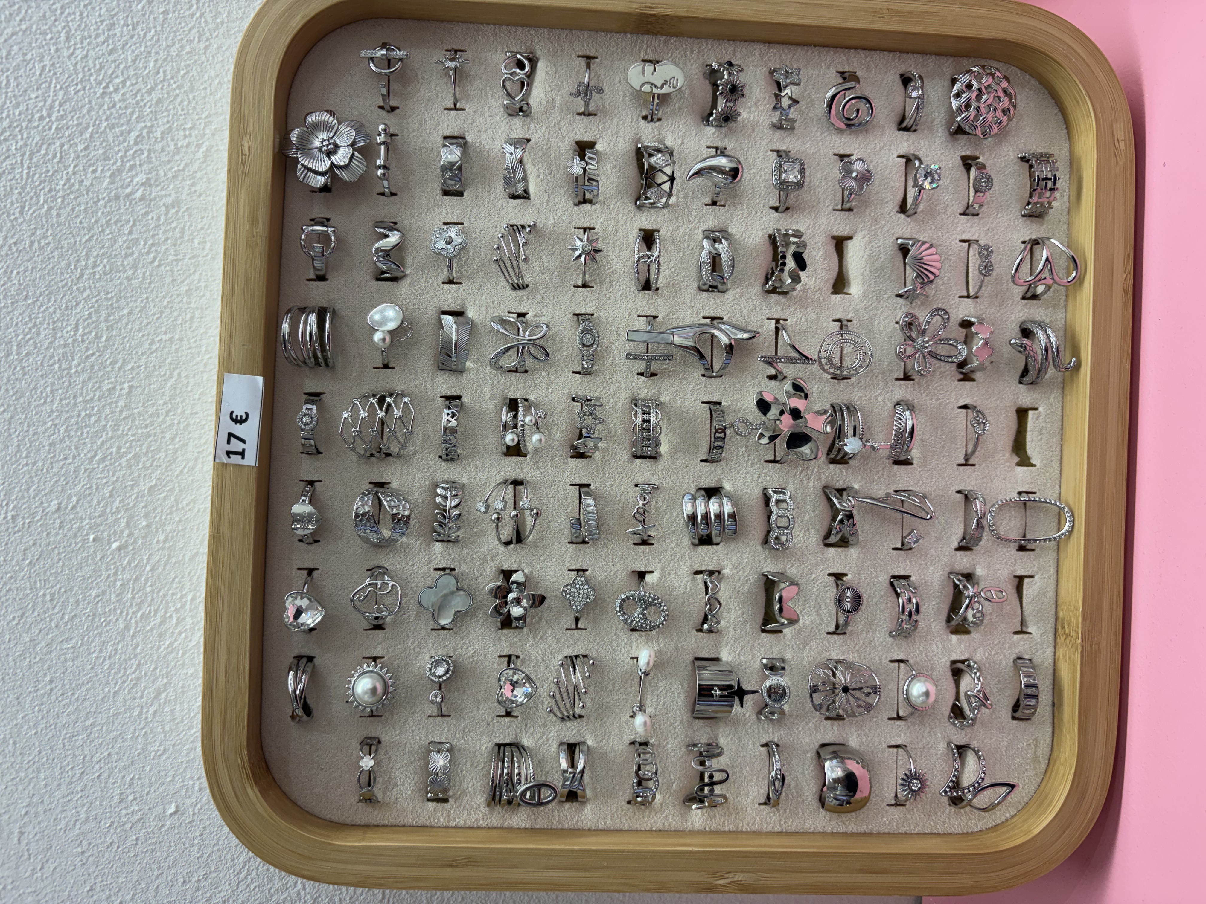Collection de bagues argentées